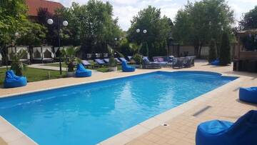 Фотографии Виллы Dream Party Villa г. Бухарест (Румыния) №1 Фото Виллы Dream Party Villa г. Бухарест 1