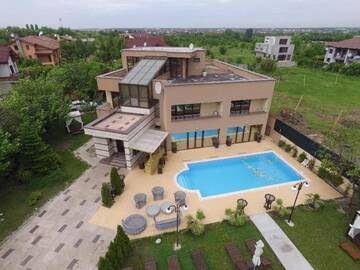 Фотографии Виллы Dream Party Villa г. Бухарест (Румыния) №2 Фото Виллы Dream Party Villa г. Бухарест 2