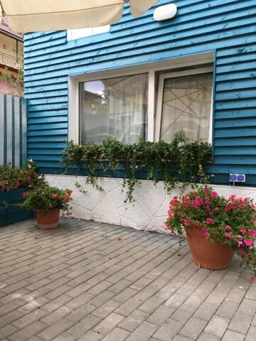 Фотографии Хостелы 4 Gara de Nord Poshtel г. Бухарест (Румыния) №3 Фото Хостелы 4 Gara de Nord Poshtel г. Бухарест 3