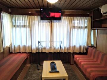 Фотографии Дома для отпуска Two Rooms Rustic House - Self Check-In г. Бухарест (Румыния) №2 Фото Дома для отпуска Two Rooms Rustic House - Self Check-In г. Бухарест 2