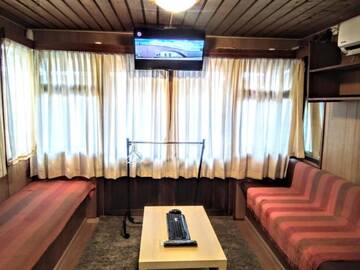 Фотографии Дома для отпуска Two Rooms Rustic House - Self Check-In г. Бухарест (Румыния) №3 Фото Дома для отпуска Two Rooms Rustic House - Self Check-In г. Бухарест 3