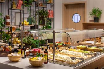 Фотографии Отель Hilton Garden Inn Bucharest г. Бухарест (Румыния) №5 Фото Отель Hilton Garden Inn Bucharest г. Бухарест 5
