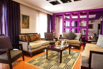 Фотографии Отель Phoenicia Suites Baneasa г. Бухарест (Румыния) №1 Фото Отель Phoenicia Suites Baneasa г. Бухарест 1