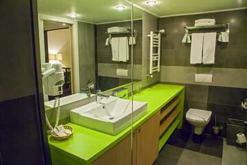 Фотографии Отель Hotel Trianon г. Бухарест (Румыния) №2 Фото Отель Hotel Trianon г. Бухарест 2
