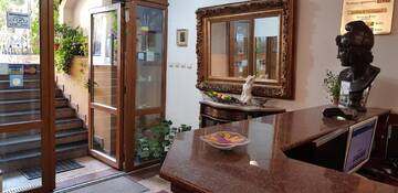 Фотографии Отель Hotel Michelangelo г. Бухарест (Румыния) №3 Фото Отель Hotel Michelangelo г. Бухарест 3