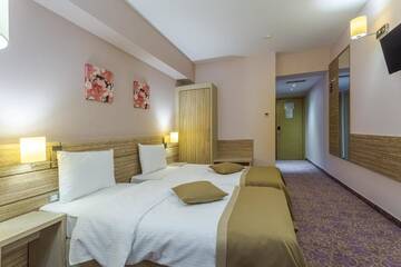 Фотографии Отель RIN Grand Hotel г. Бухарест (Румыния) №2 Фото Отель RIN Grand Hotel г. Бухарест 2