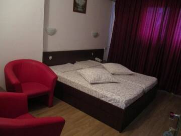 Фотографии Отель Hotel Uranus г. Бухарест (Румыния) №2 Фото Отель Hotel Uranus г. Бухарест 2
