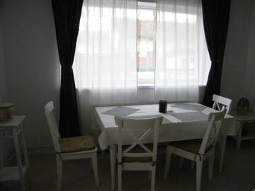 Фото номера Дом с 2 спальнями Дома для отпуска Iarca Cottage г. Бухарест 11