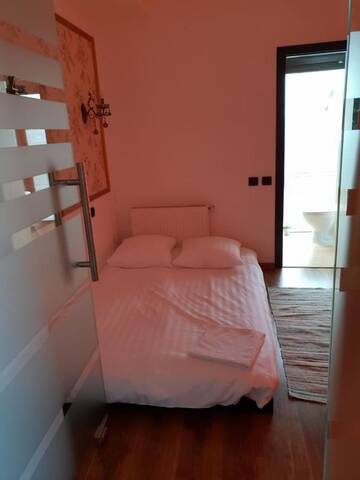 Фото номера Одноместный номер с ванной комнатой Мотели MAG Motel г. Бухарест 7