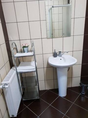 Фото номера Двухместный номер с 1 кроватью и собственной ванной комнатой Мотели MAG Motel г. Бухарест 15