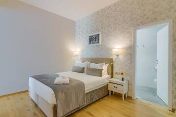 Фото номера Улучшенный номер Делюкс Отель New Era Hotel г. Бухарест 10