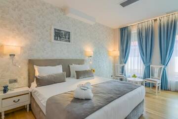 Фото номера Улучшенный номер Делюкс Отель New Era Hotel г. Бухарест 11