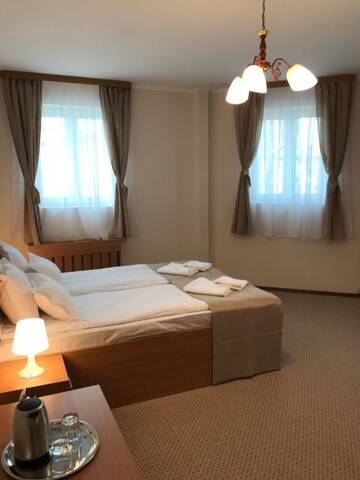 Фото номера Двухместный номер с 1 кроватью Отель Bucharest Downtown Inn г. Бухарест 17