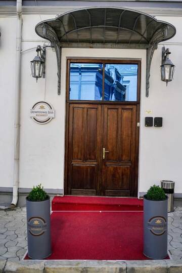Фото Отель Bucharest Downtown Inn г. Бухарест 3