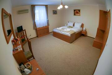 Фото номера Двухместный номер с 1 кроватью Отель Bucharest Downtown Inn г. Бухарест 8