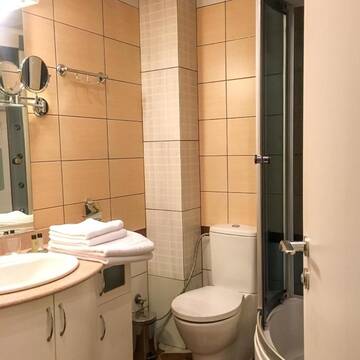 Фото номера Двухместный номер с 1 кроватью Апарт-отели Francesca Residence г. Бухарест 7