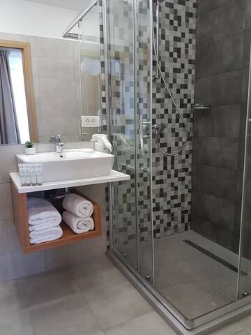 Фото номера Апартаменты с террасой Отель YMY Boutique Residence г. Бухарест 10