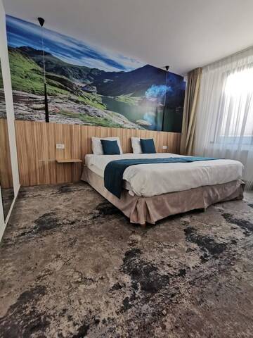 Фото номера Номер с кроватью размера «king-size» Отель YMY Boutique Residence г. Бухарест 4