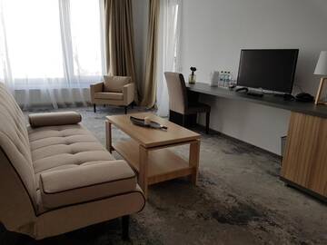 Фото номера Номер-студио Делюкс с кроватью размера &quot;king-size&quot; Отель YMY Boutique Residence г. Бухарест 8