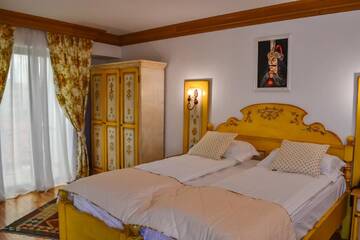 Фото номера Двухместный номер Делюкс с 1 кроватью Отель Casa Comana Boutique Hotel г. Бухарест 4