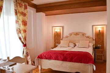 Фото номера Стандартный двухместный номер с 1 кроватью Отель Casa Comana Boutique Hotel г. Бухарест 2