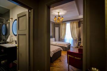 Фото номера Двухместный номер Делюкс с 2 отдельными кроватями Отель Hotel Lido by Phoenicia г. Бухарест 5
