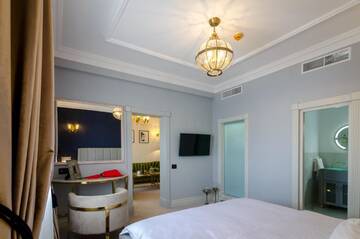 Фото номера Представительский люкс Отель Hotel Lido by Phoenicia г. Бухарест 11