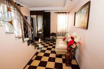 Фото номера Вилла Делюкс Виллы Beautiful Apartments in Villa near Airport г. Бухарест 73