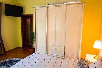 Фото номера Вилла Делюкс Виллы Beautiful Apartments in Villa near Airport г. Бухарест 49
