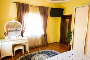 Фото номера Вилла Делюкс Виллы Beautiful Apartments in Villa near Airport г. Бухарест 51