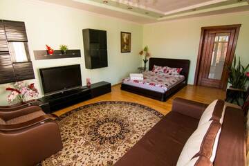 Фото номера Вилла Делюкс Виллы Beautiful Apartments in Villa near Airport г. Бухарест 52