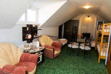 Фото номера Вилла Делюкс Виллы Beautiful Apartments in Villa near Airport г. Бухарест 24