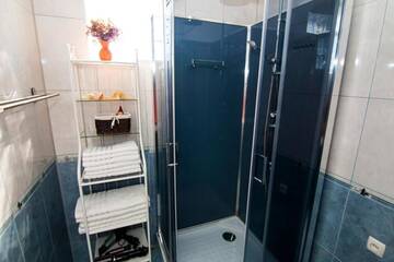 Фото номера Вилла Делюкс Виллы Beautiful Apartments in Villa near Airport г. Бухарест 67