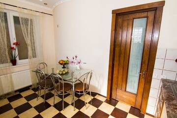 Фото номера Вилла Делюкс Виллы Beautiful Apartments in Villa near Airport г. Бухарест 31