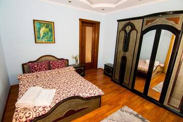 Фото номера Вилла Делюкс Виллы Beautiful Apartments in Villa near Airport г. Бухарест 96