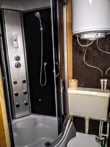 Фото номера Дом для отпуска Дома для отпуска Two Rooms Rustic House - Self Check-In г. Бухарест 8