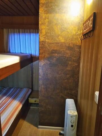 Фото номера Дом для отпуска Дома для отпуска Two Rooms Rustic House - Self Check-In г. Бухарест 20