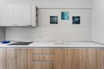 Фото номера Семейный номер с балконом Отель Athina Suites Hotel г. Бухарест 11