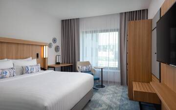 Фото номера Стандартный номер с 1 кроватью размера «king-size» Отель Courtyard by Marriott Bucharest Floreasca г. Бухарест 6
