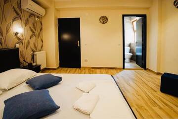 Фото Хостелы Byzanthin Hostel г. Бухарест 5