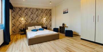 Фото Хостелы Byzanthin Hostel г. Бухарест 1