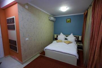 Фото номера Двухместный номер с 1 кроватью Мотели Motel La Gil г. Бухарест 10