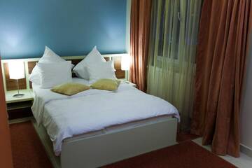 Фото номера Двухместный номер с 1 кроватью Мотели Motel La Gil г. Бухарест 9