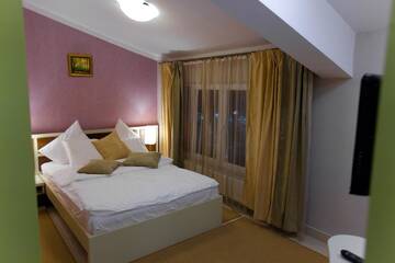 Фото номера Двухместный номер с 1 кроватью Мотели Motel La Gil г. Бухарест 13