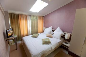 Фото номера Двухместный номер с 1 кроватью Мотели Motel La Gil г. Бухарест 27