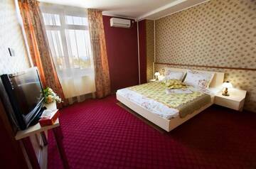 Фото номера Двухместный номер с 1 кроватью Отель Hotel La Gil г. Бухарест 49