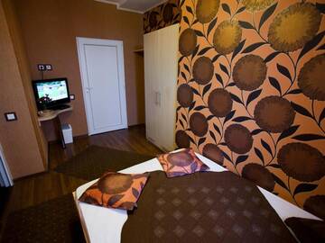 Фото номера Двухместный номер с 1 кроватью Отель Hotel La Gil г. Бухарест 53