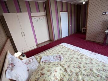 Фото номера Двухместный номер с 1 кроватью Отель Hotel La Gil г. Бухарест 23