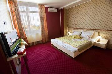 Фото номера Двухместный номер с 1 кроватью Отель Hotel La Gil г. Бухарест 21