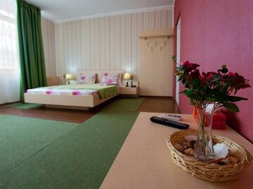 Фото номера Двухместный номер с 1 кроватью Отель Hotel La Gil г. Бухарест 26